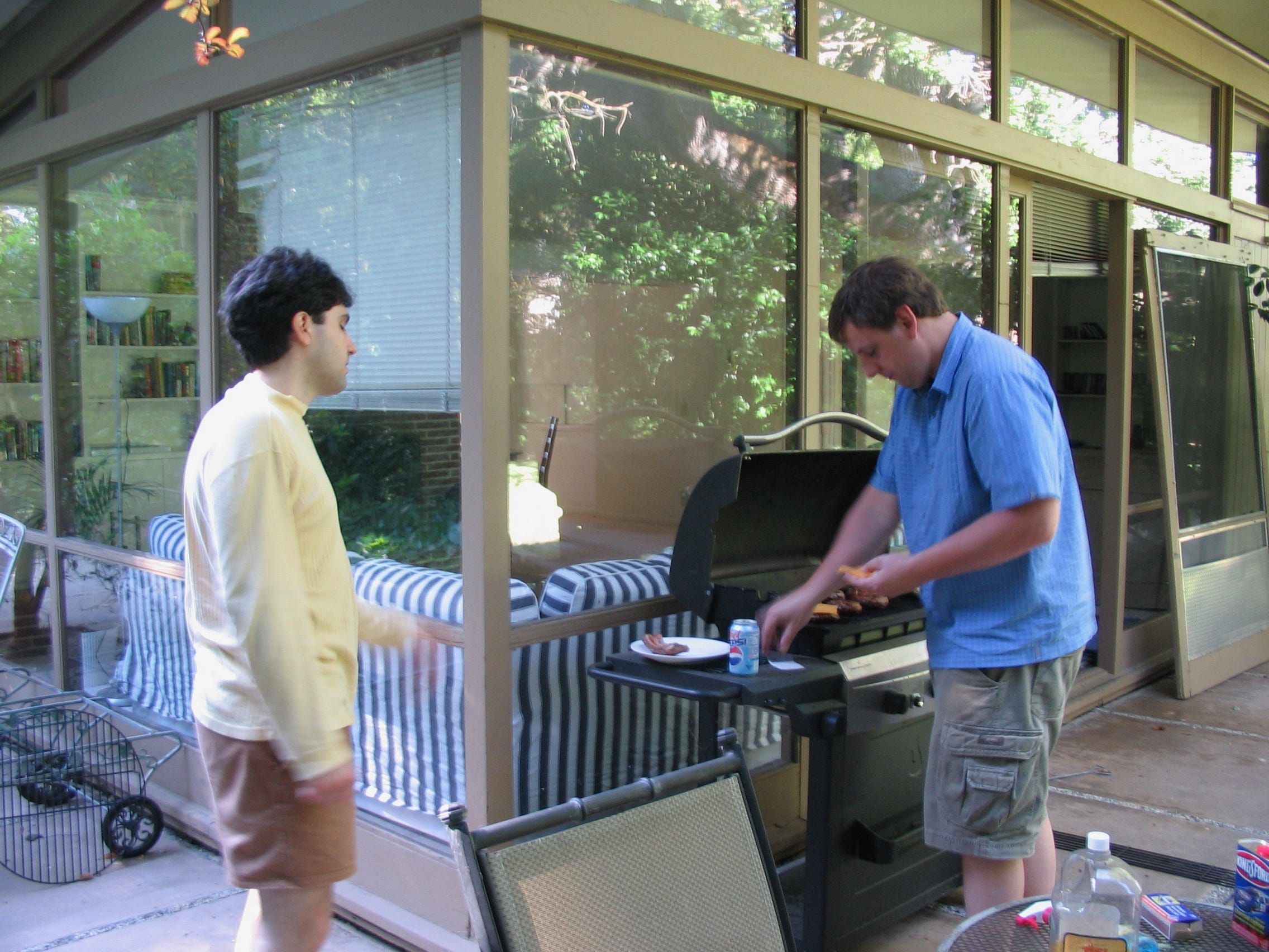 Gabe Rivera and Mike Arrington at the TechCrunch Ranch during my June-July 2006 trip